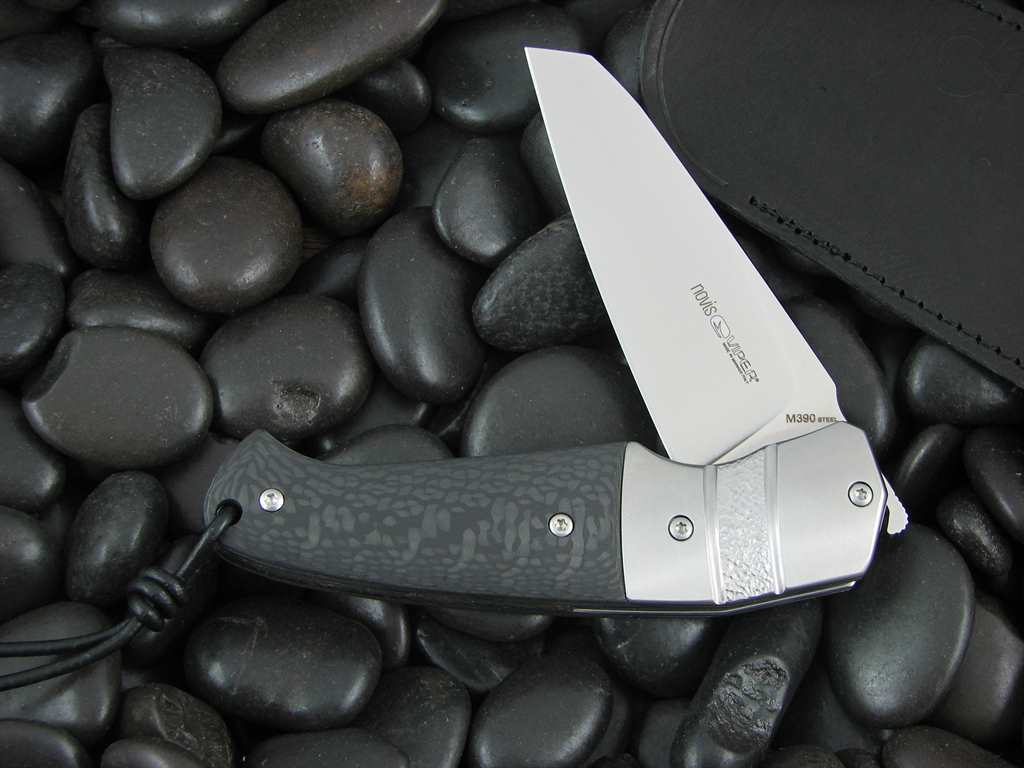 Viper Cutlery Novis Linerlock Carbon Fiber Handles Satin M390 Steel V5974FC image 0