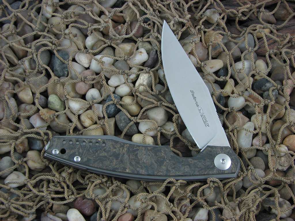 Viper Cutlery Belone Framelock Titanium Frame Dark Matter Gold Carbon Fiber Covers Satin M390 Steel V5970TIFCG image 0