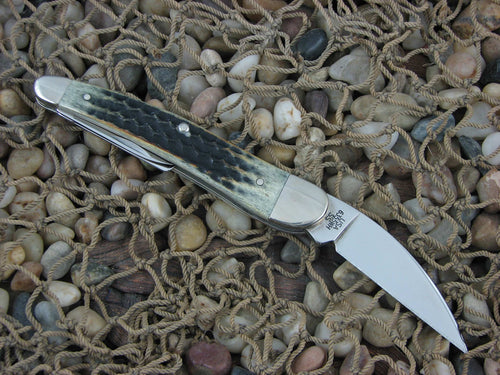 Case Collectors Club 2002 Burnt Moss Bone Seahorse Whittler with TruSharp steel 6355 01523 B