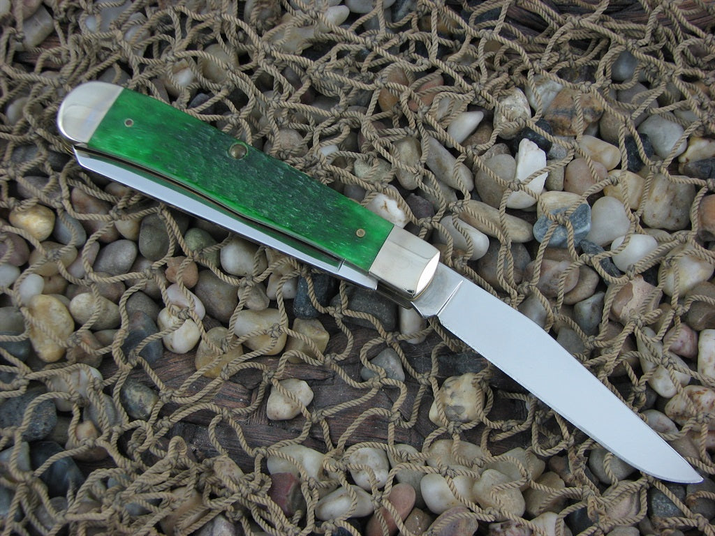 Case Cutlery Seasons Greetings 1997 Green Jigged Bone Trapper with TruSharp steel 6254