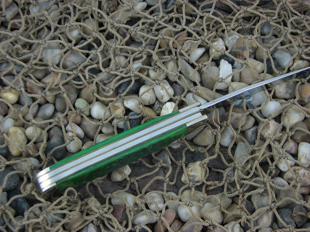 Case Cutlery Seasons Greetings 1997 Green Jigged Bone Trapper with TruSharp steel 6254