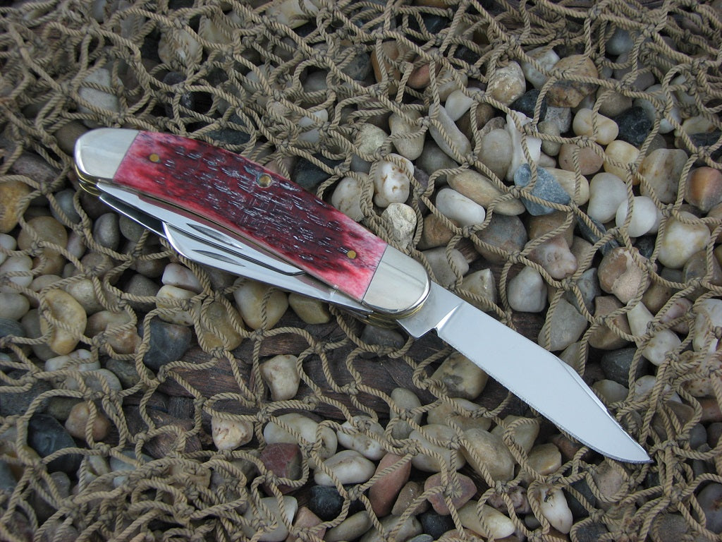 Case Cutlery 2002 Cranberry Bone Sowbelly with TruSharp steel 6539