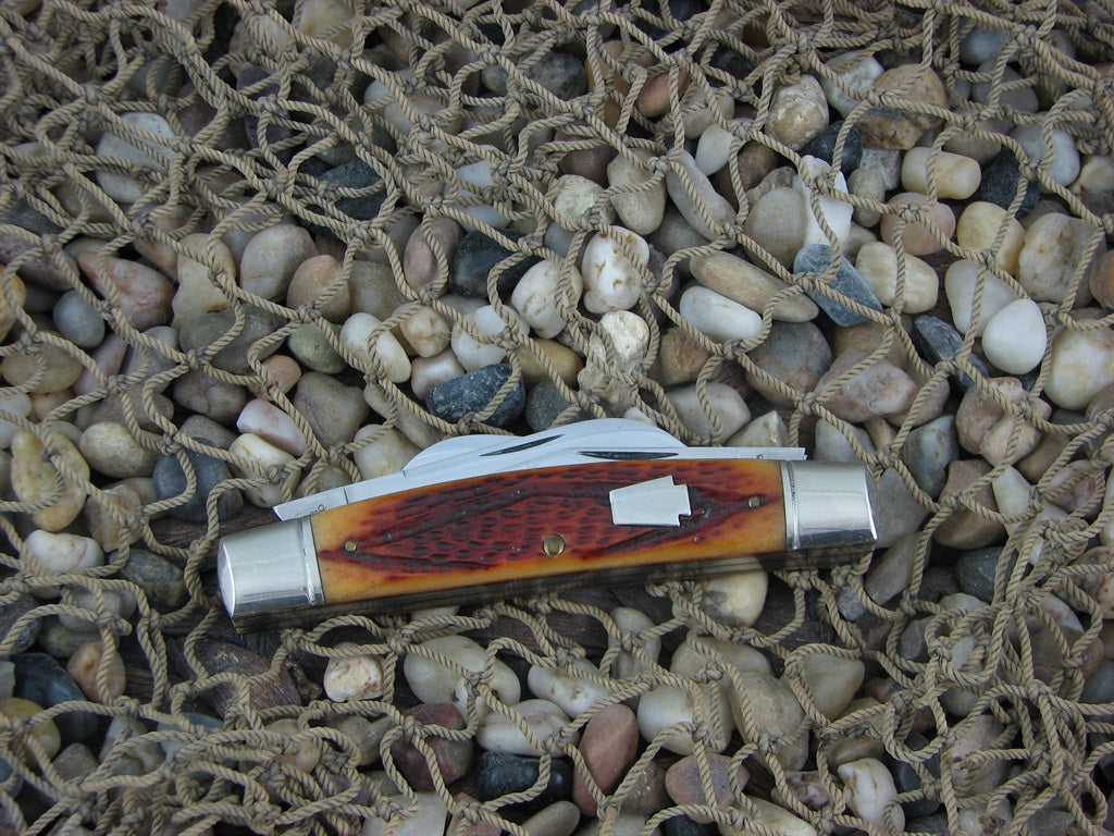 Schatt & Morgan  Caramel WG Bone Large Congress with 420HC steel O44431