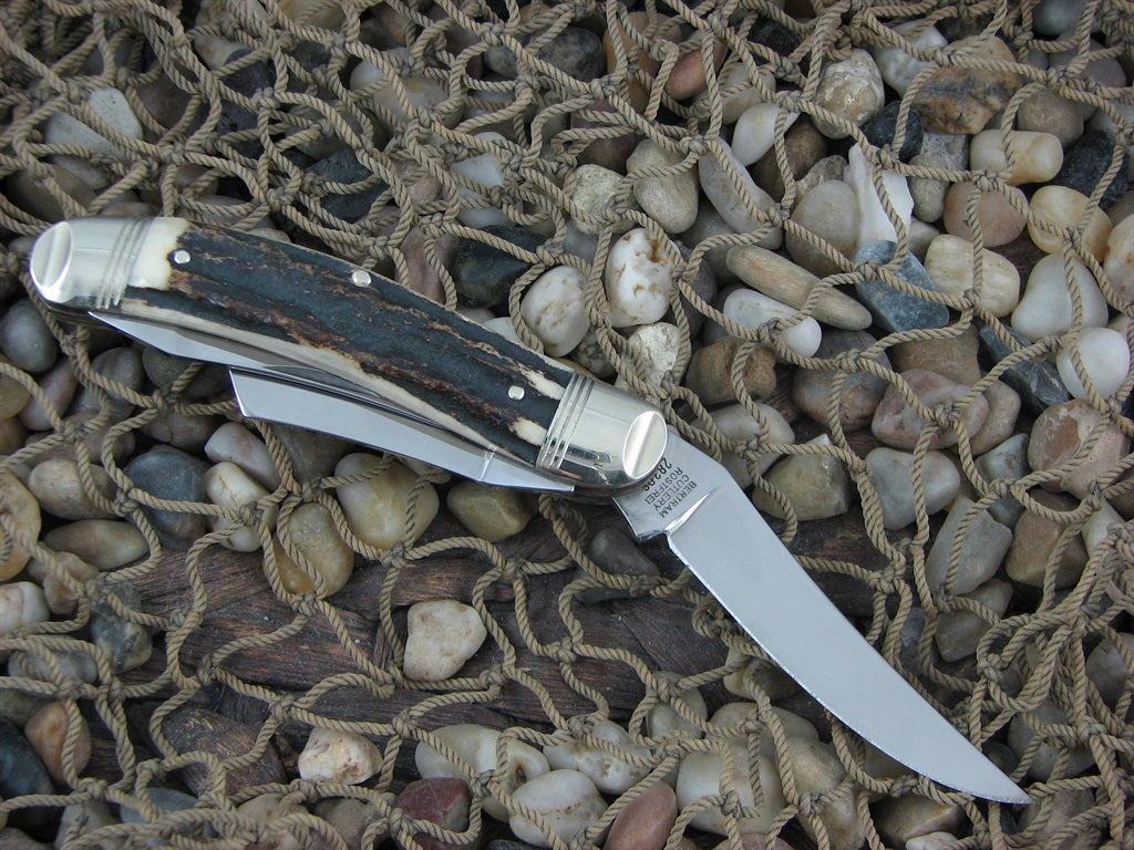 Hen & Rooster Cutlery 1997 Genuine Stag Stockman with Stainless steel Model 283 283DS LQH