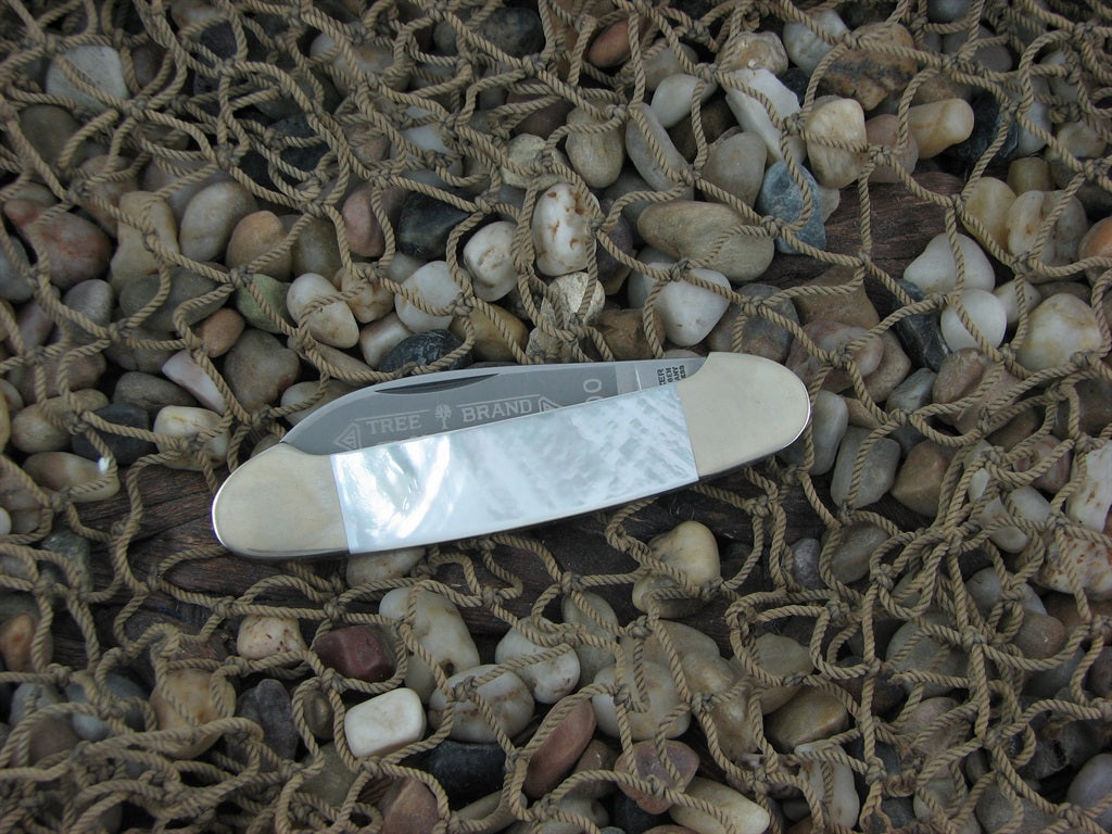 Boker Cutlery 2005 Genuine Pearl Canoe with Stainless steel Model 200 200MOP