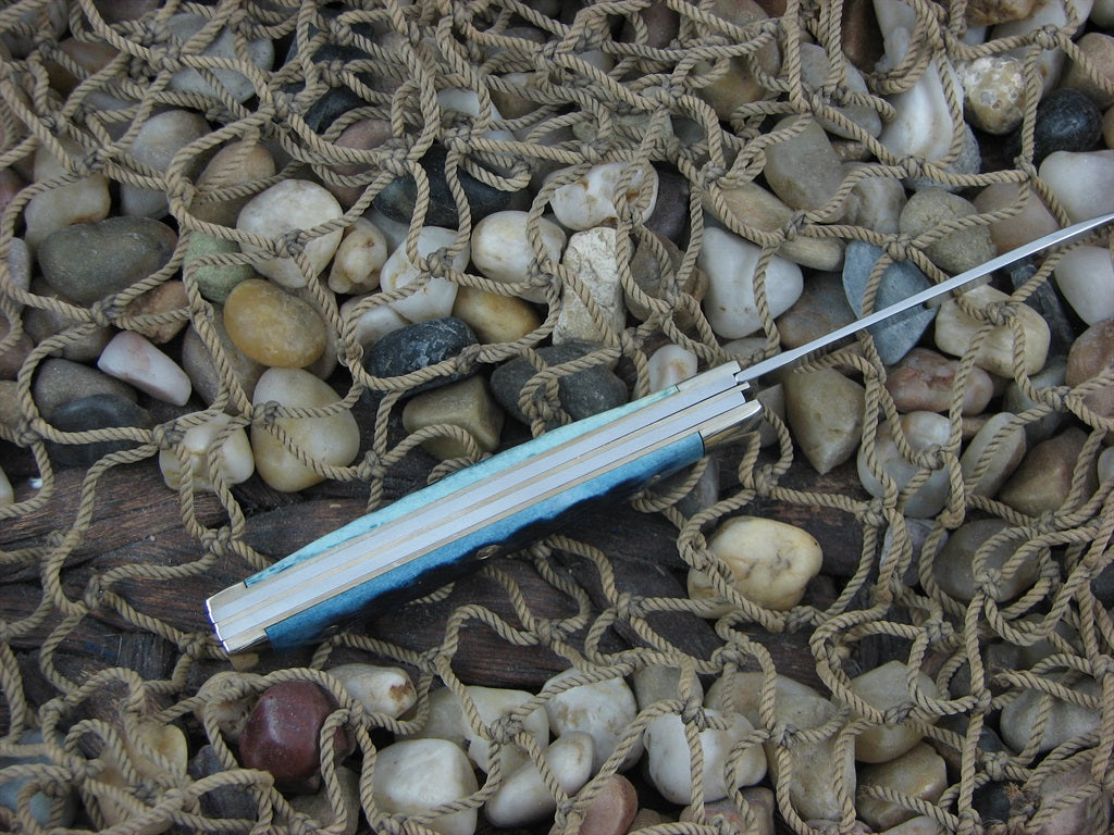 Case Collectors Club 2005 Mediterranean Blue Bone Baby Doc with TruSharp steel 6282 07505