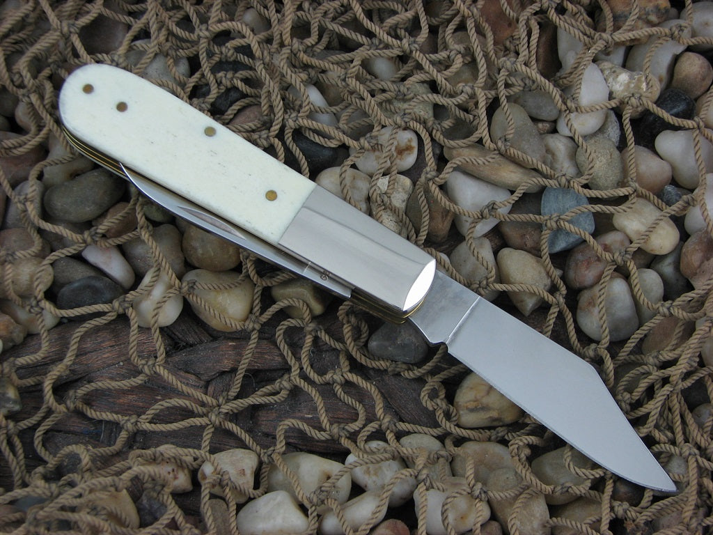 Case XX Cutlery 2019 Smooth Natural Bone Barlow with TruSharp steel 62009 1/2 13055 NM