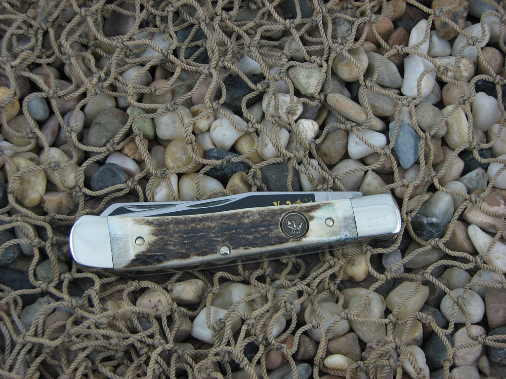 Hen & Rooster Cutlery 2005 Deer Stag Trapper with Stainless steel Model 312DS