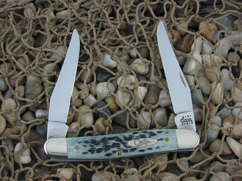 Case XX 2001 Black Pocketworn Bone Muskrat with TruSharp steel  03555