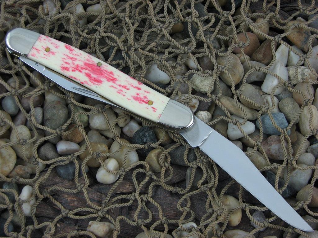 Case XX 2007 Red Appaloosa Bone Muskrat with TruSharp steel 08173