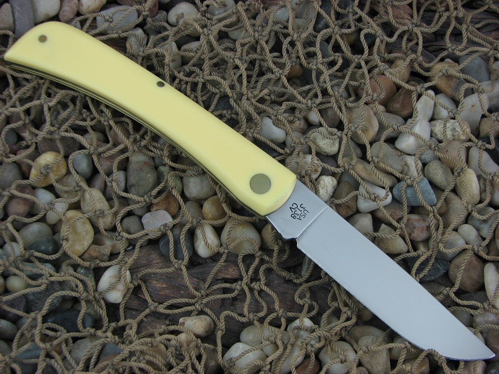 Case XX 2014 Yellow Delrin Sodbuster with CV steel 3138 00038