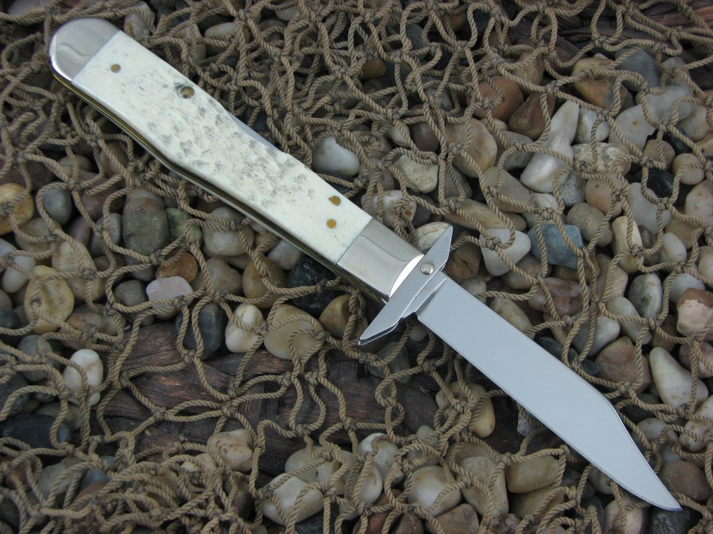 Case XX 2002 Natural Bone Cheetah From Red - White - Blue Series 6111.5L 03841
