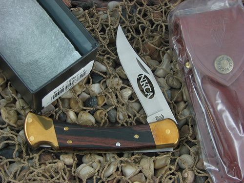Buck Knives  Wood Lockback with Stainless steel 110 B110SP270