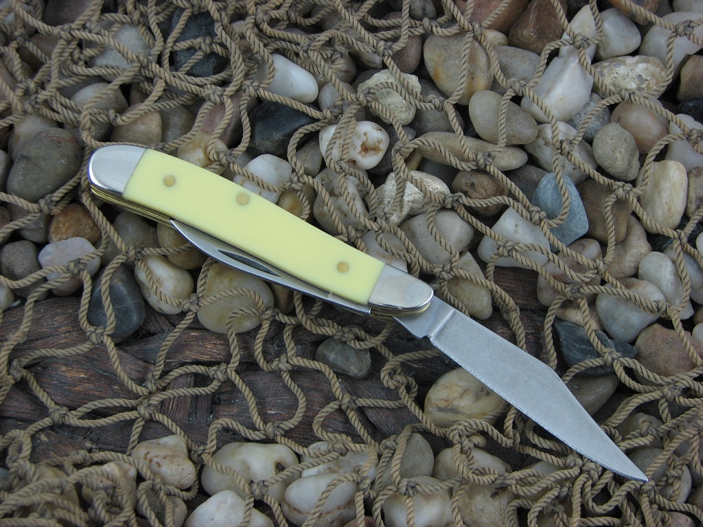 W.R. Case  Yellow Delrin Peanut with Carbon steel 3220 0030