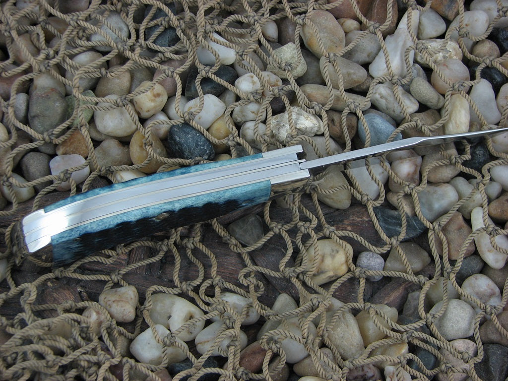 Case Collectors Club 2005 Mediterranean Blue Bone Saddlehorn with TruSharp steel 62110 07506