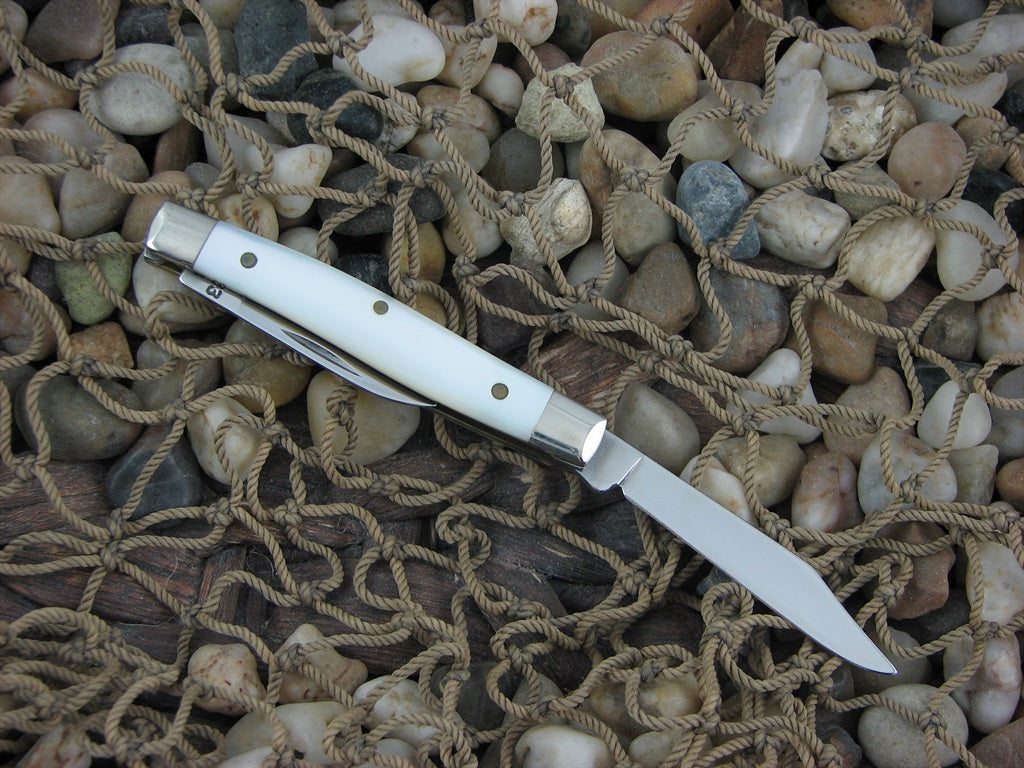 Case Cutlery 1995 Genuine Pearl Pen Knife with TruSharp steel 8233 00830