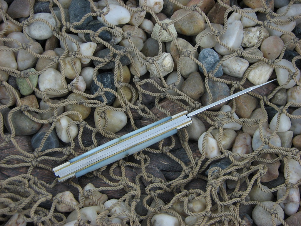 Case Cutlery 1995 Genuine Pearl Pen Knife with TruSharp steel 8233 00830