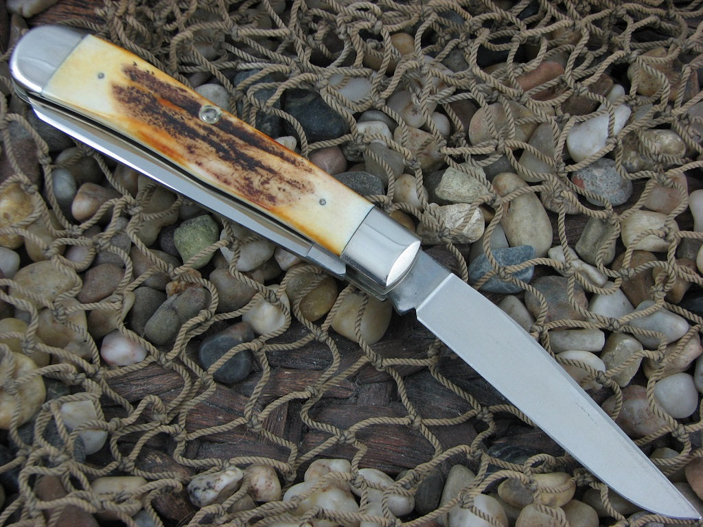 Case Cutlery 1977 Blue Scroll Burnt Stag Trapper with TruSharp steel 5254