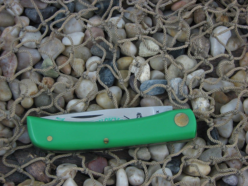 Case Cutlery 1975 Green Delrin Sodbuster Jr with Carbon steel G137