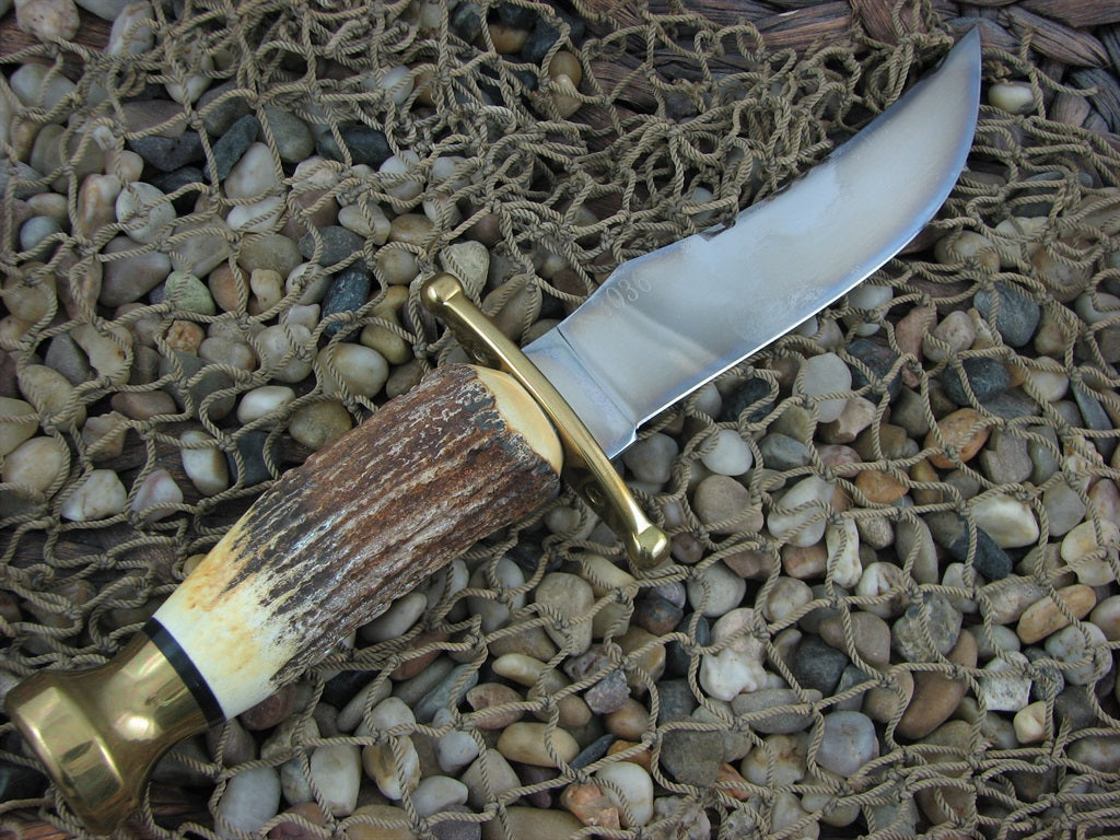 Case XX Kodiak Hunter Polished TruSharp Sambar Stag NAHC NM