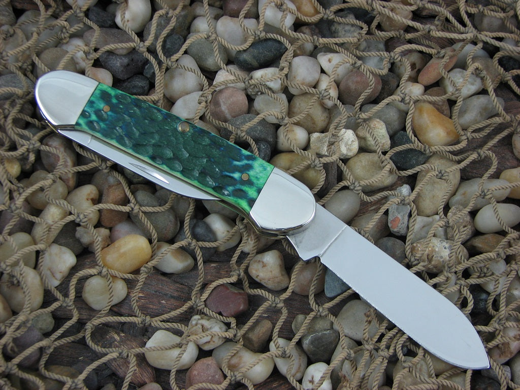 Case Cutlery 2005 Circle C Kentucky Bluegrass Bone Canoe TruSharp 62131