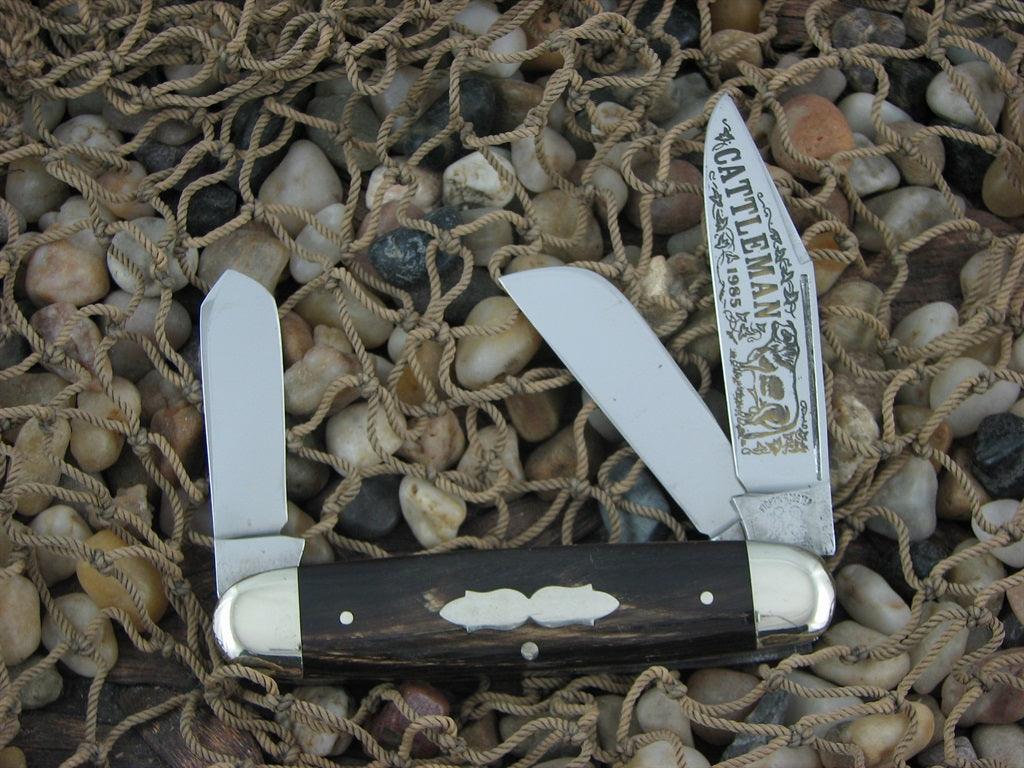 Fight'n Rooster 1985 Buffalo Horn Cattleman with Carbon steel  