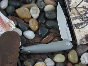Viper Knives Key with Titanium handles V5976TI